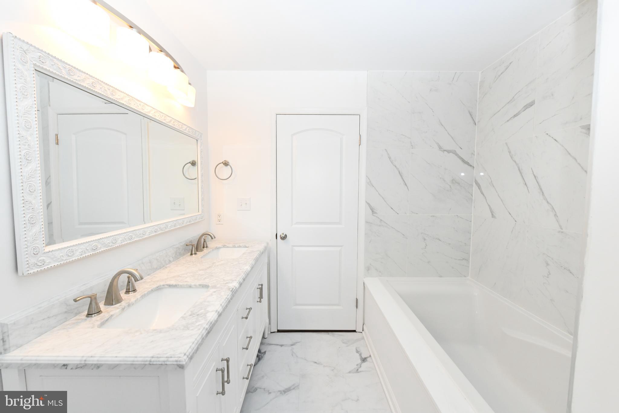 WHITE SANDS - Residential