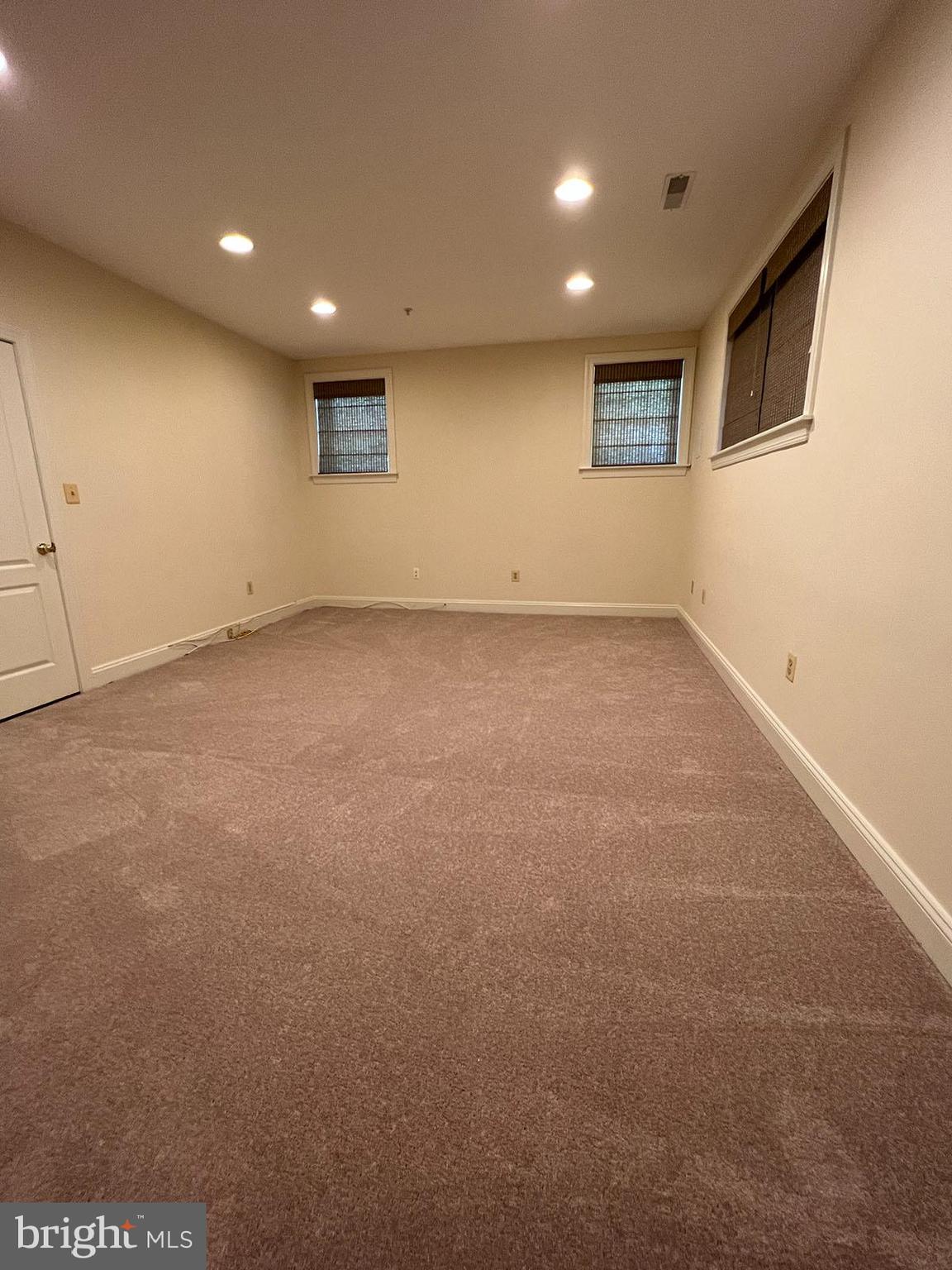 TUCKERMAN HEIGHTS - Residential Lease