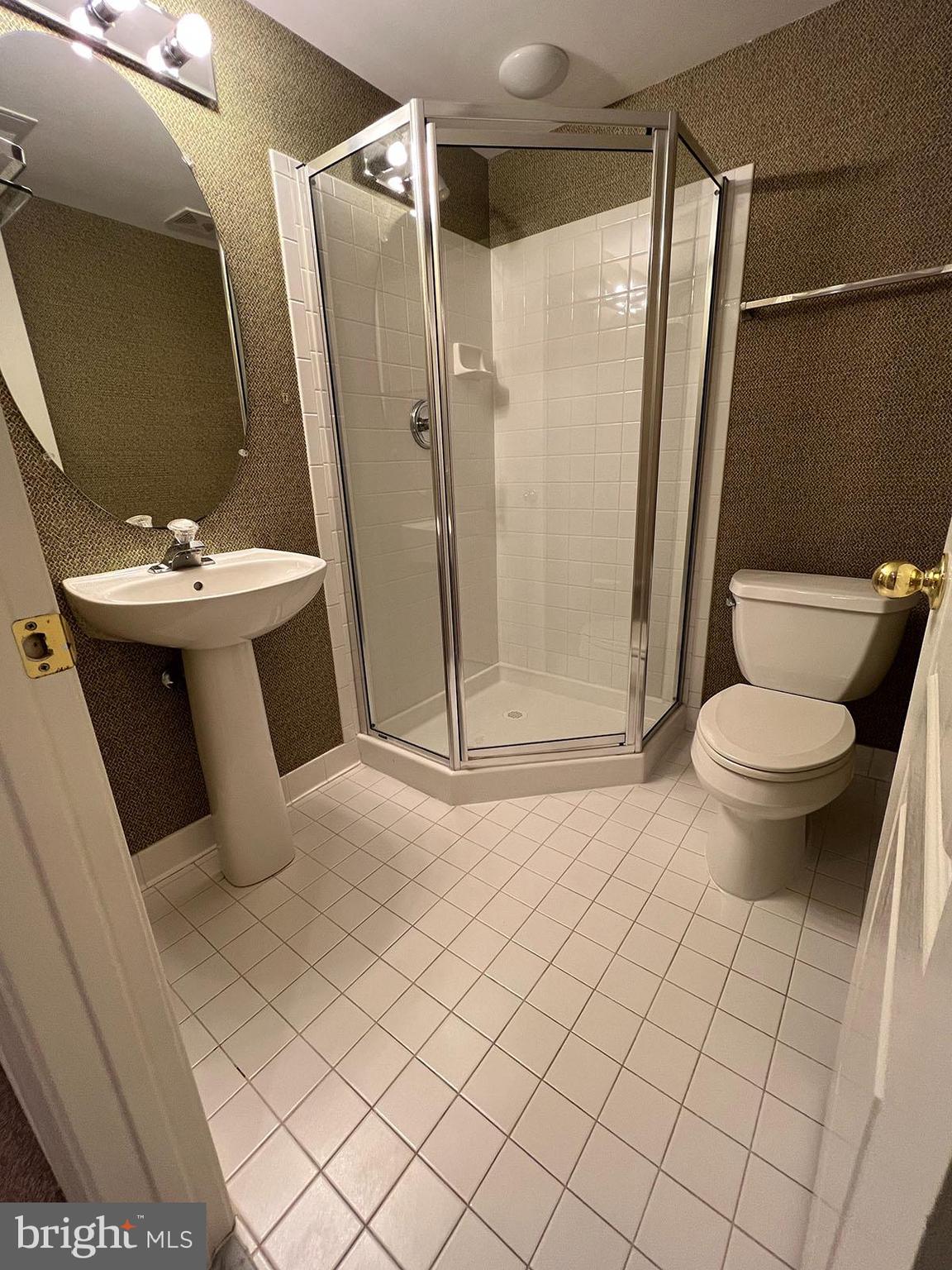 TUCKERMAN HEIGHTS - Residential Lease