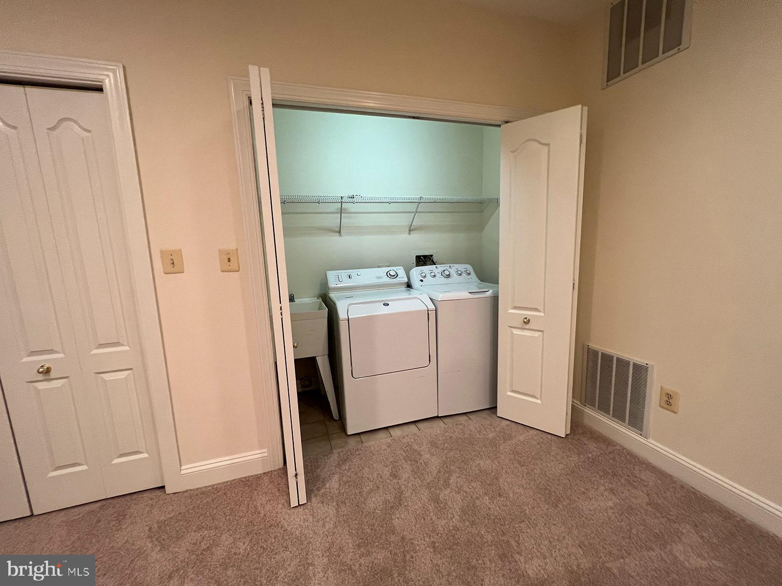 TUCKERMAN HEIGHTS - Residential Lease