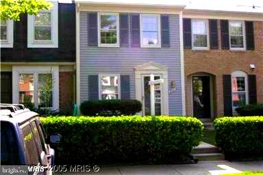 20514 STERNCROFT COURT