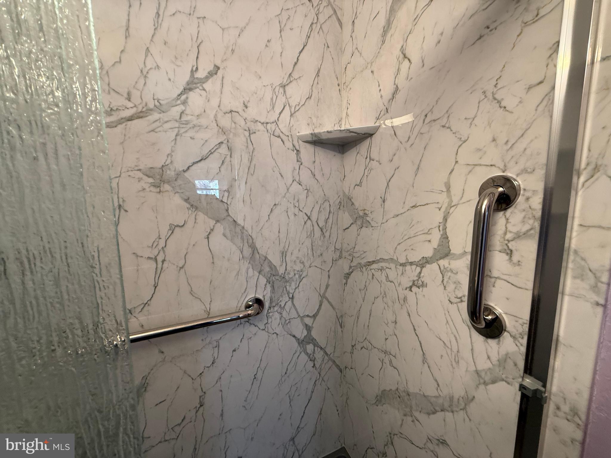 GRANDVIEW ESTS - Residential