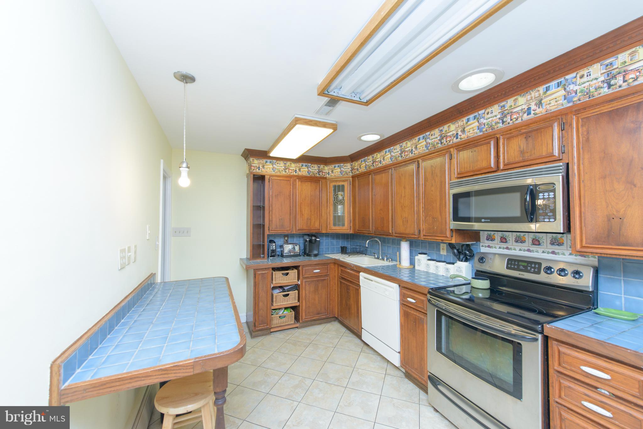 SCARLET OAKS - Residential