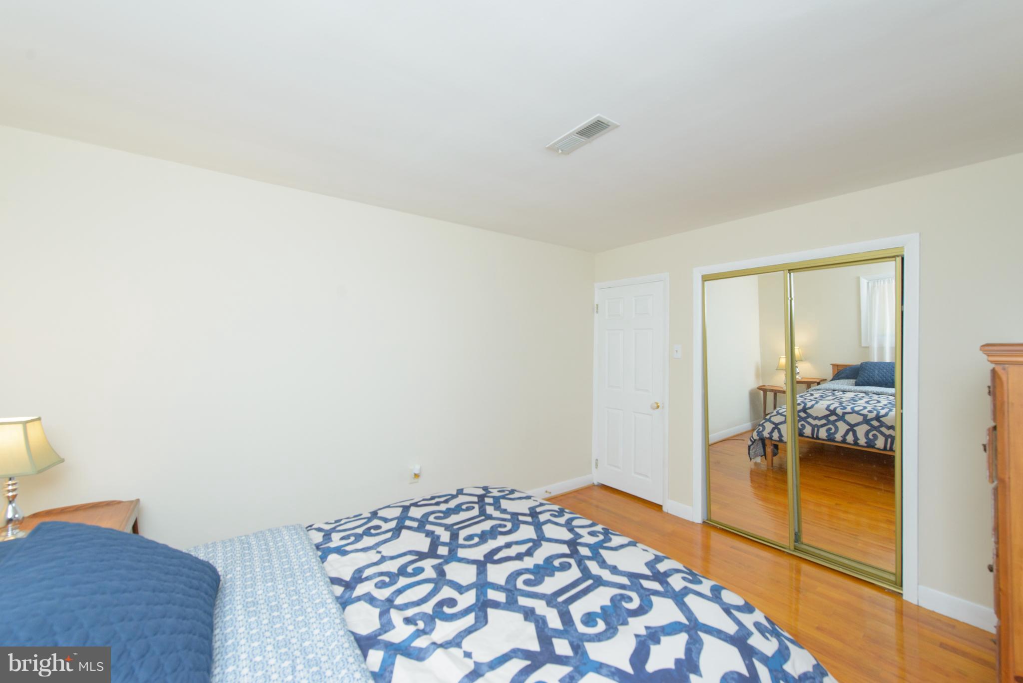 SCARLET OAKS - Residential