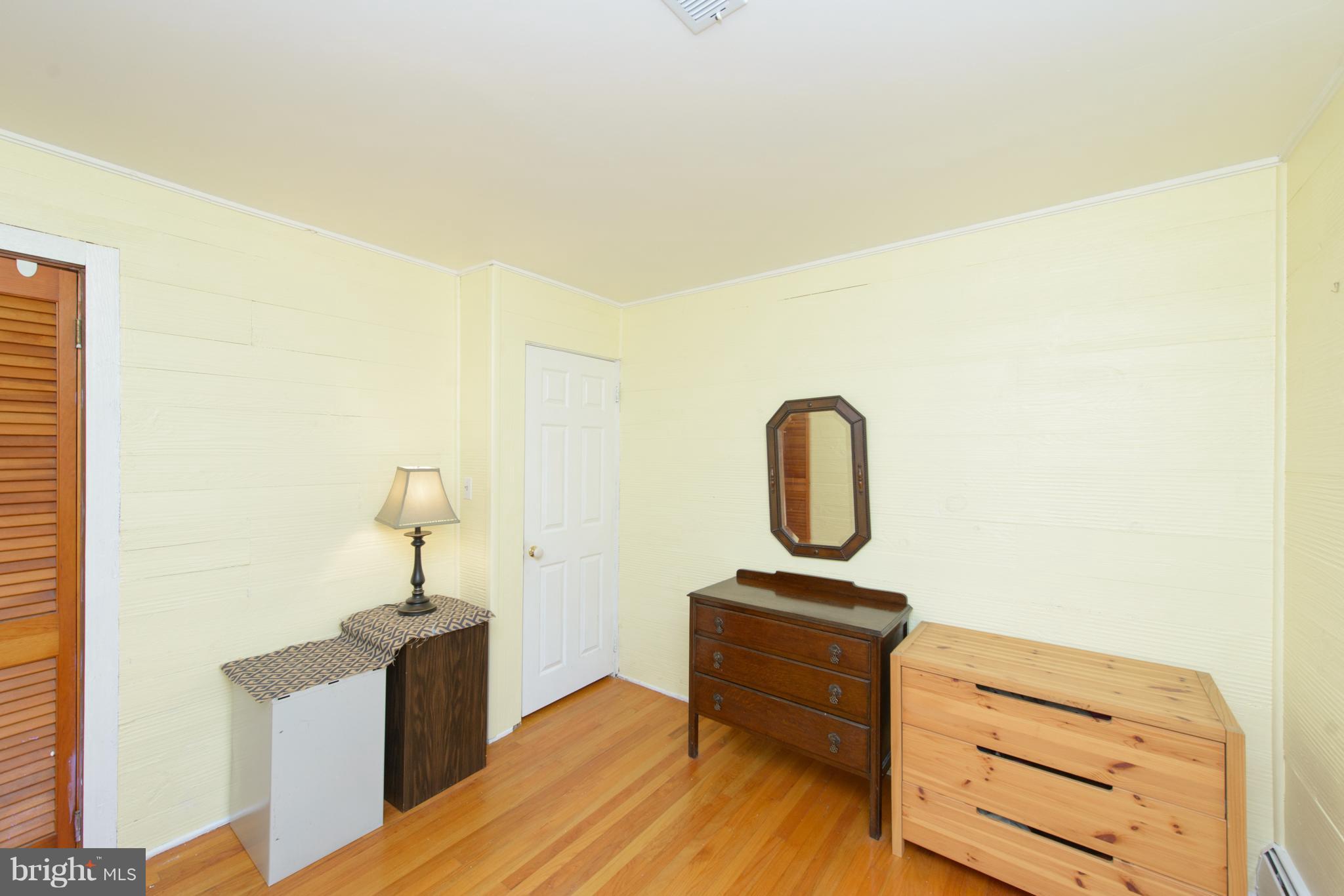 SCARLET OAKS - Residential