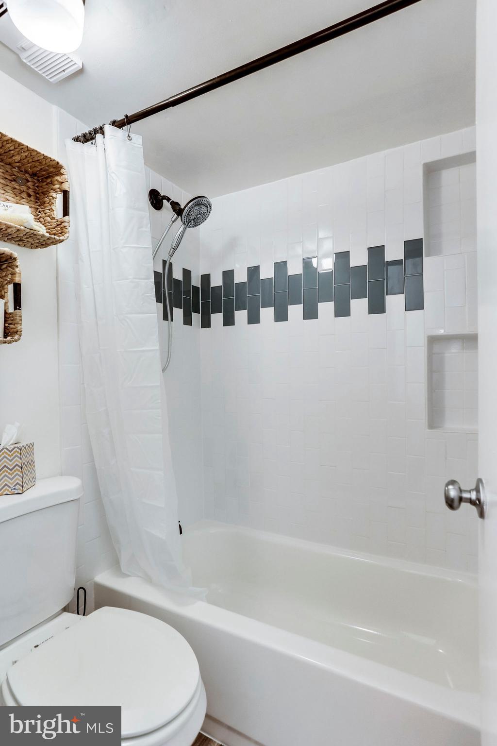 WATERGATE AT LANDMARK - Residential