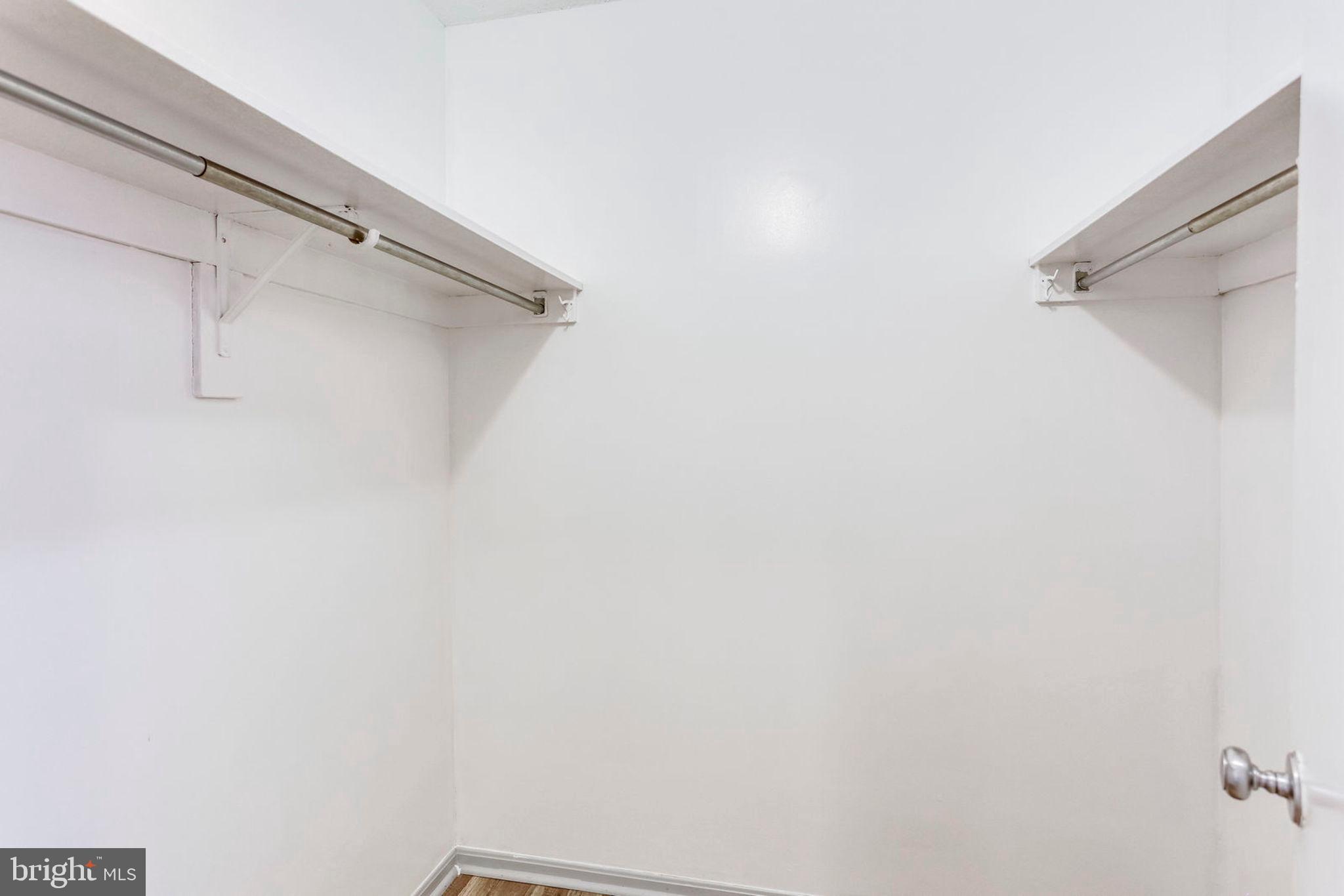 WATERGATE AT LANDMARK - Residential