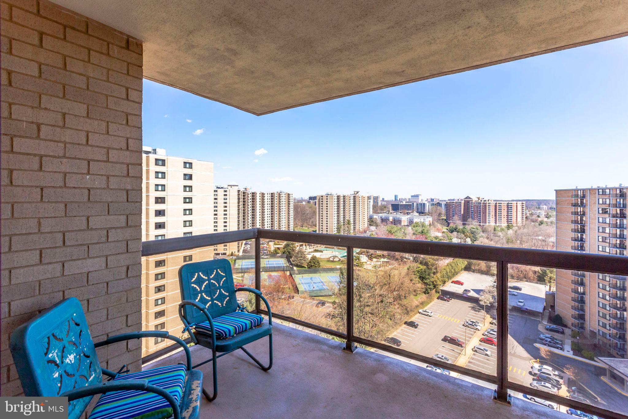 WATERGATE AT LANDMARK - Residential