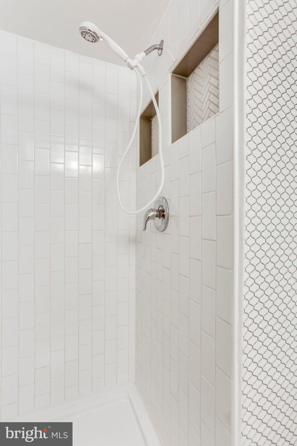 WATERGATE AT LANDMARK - Residential