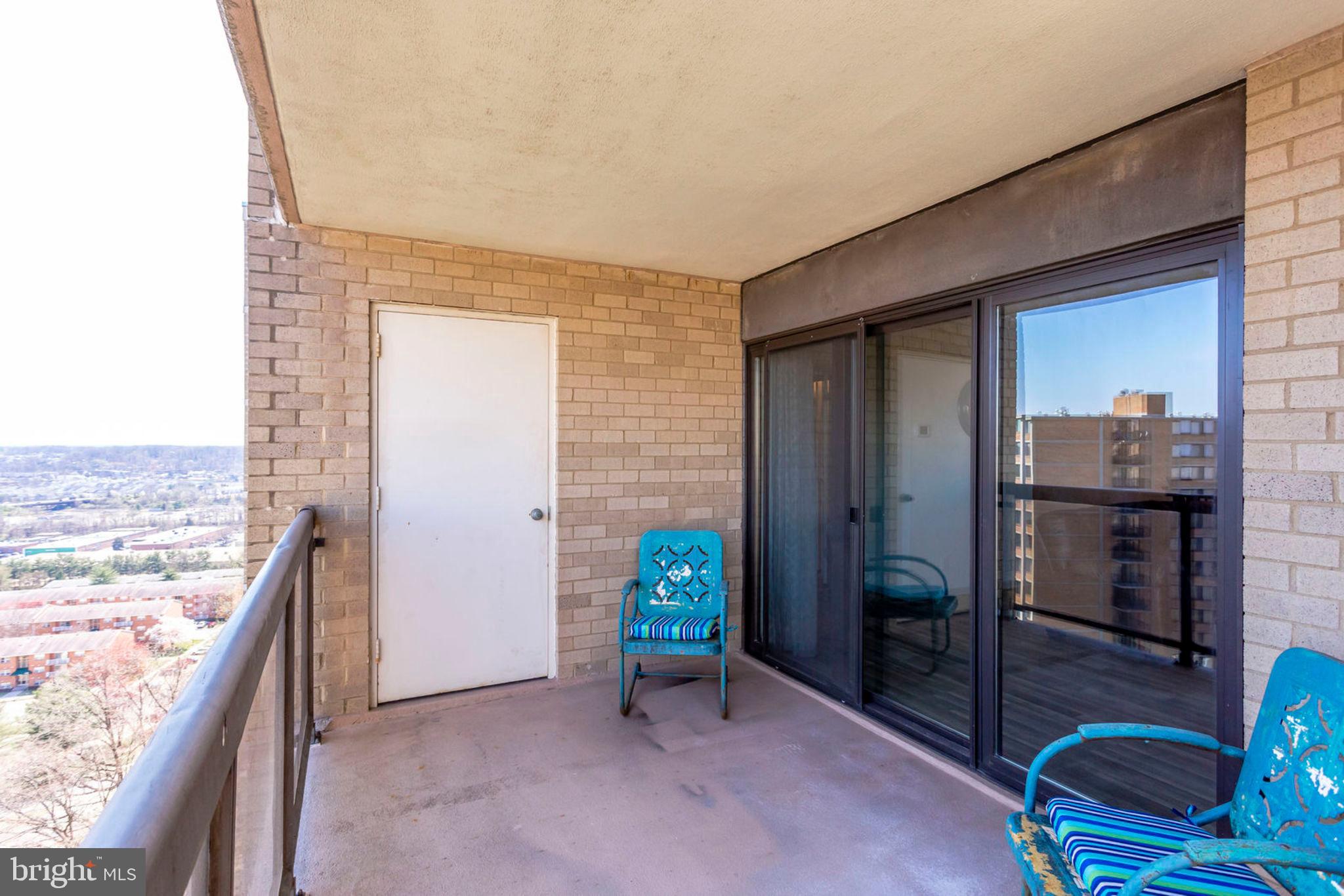 WATERGATE AT LANDMARK - Residential