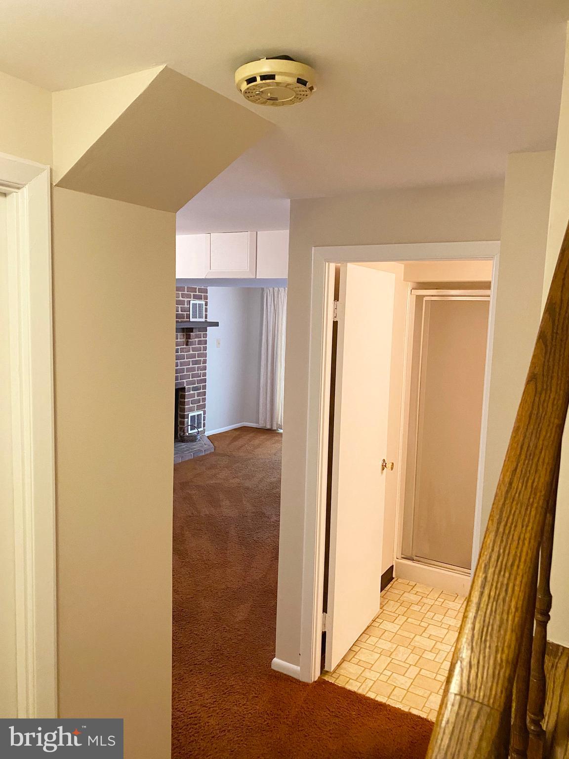 ANNAPOLIS ROADS WEST - Residential