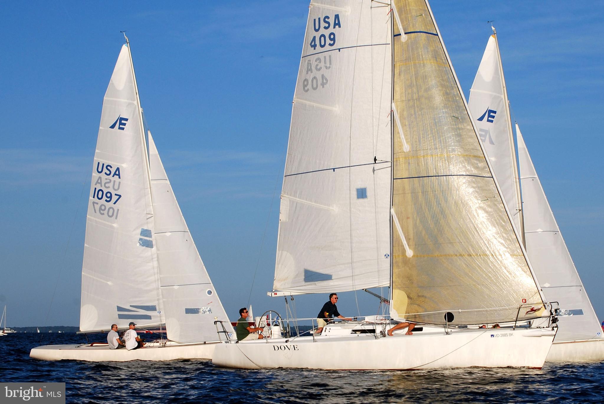 ANNAPOLIS ROADS WEST - Residential