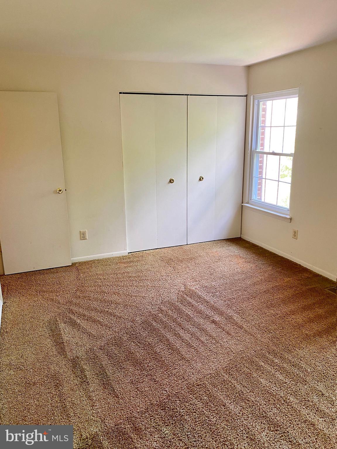 ANNAPOLIS ROADS WEST - Residential