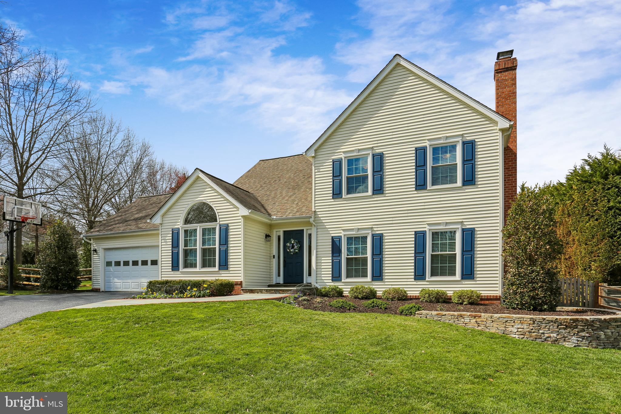 ORCHARD HILLS - Residential