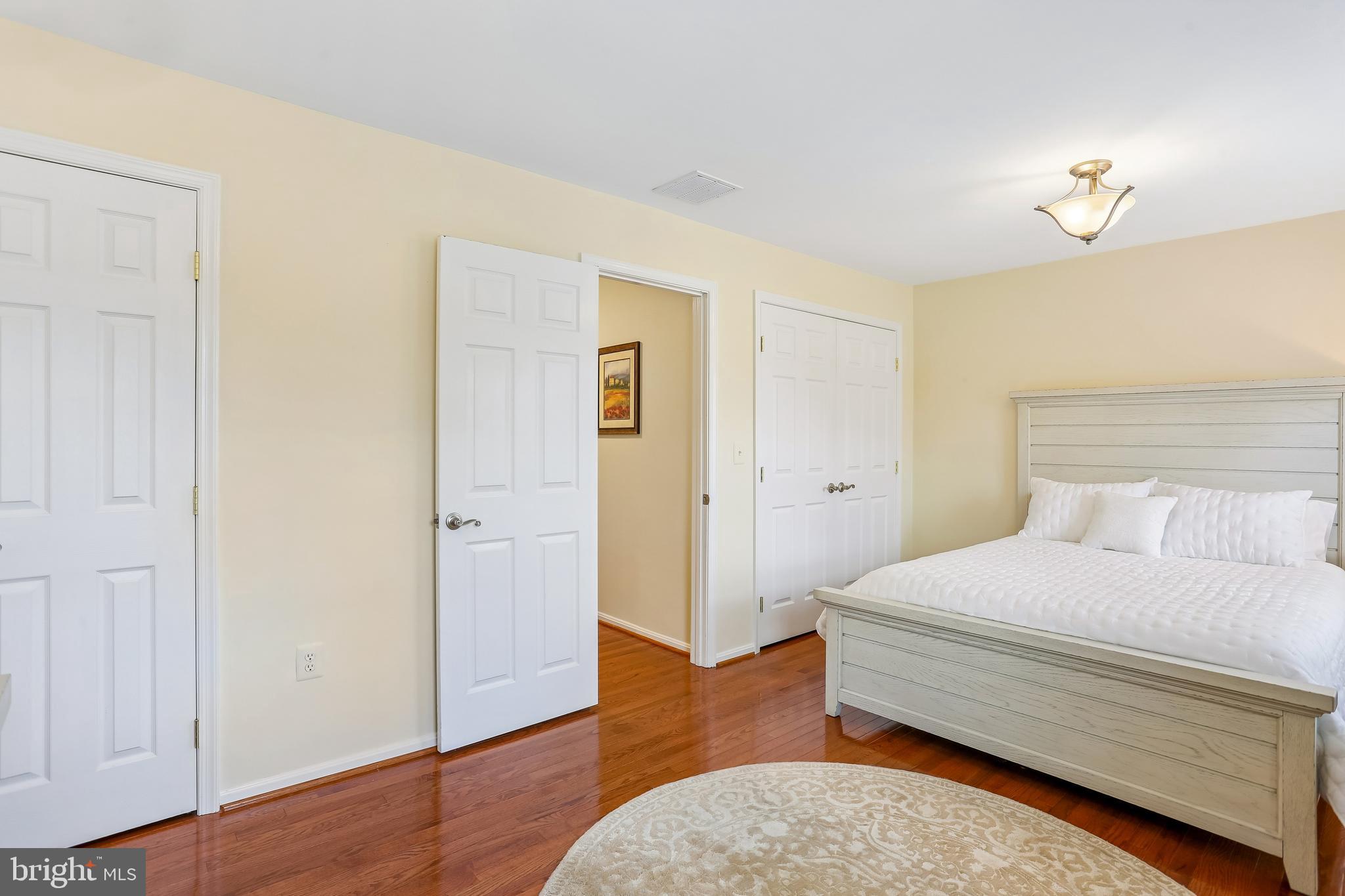 ORCHARD HILLS - Residential