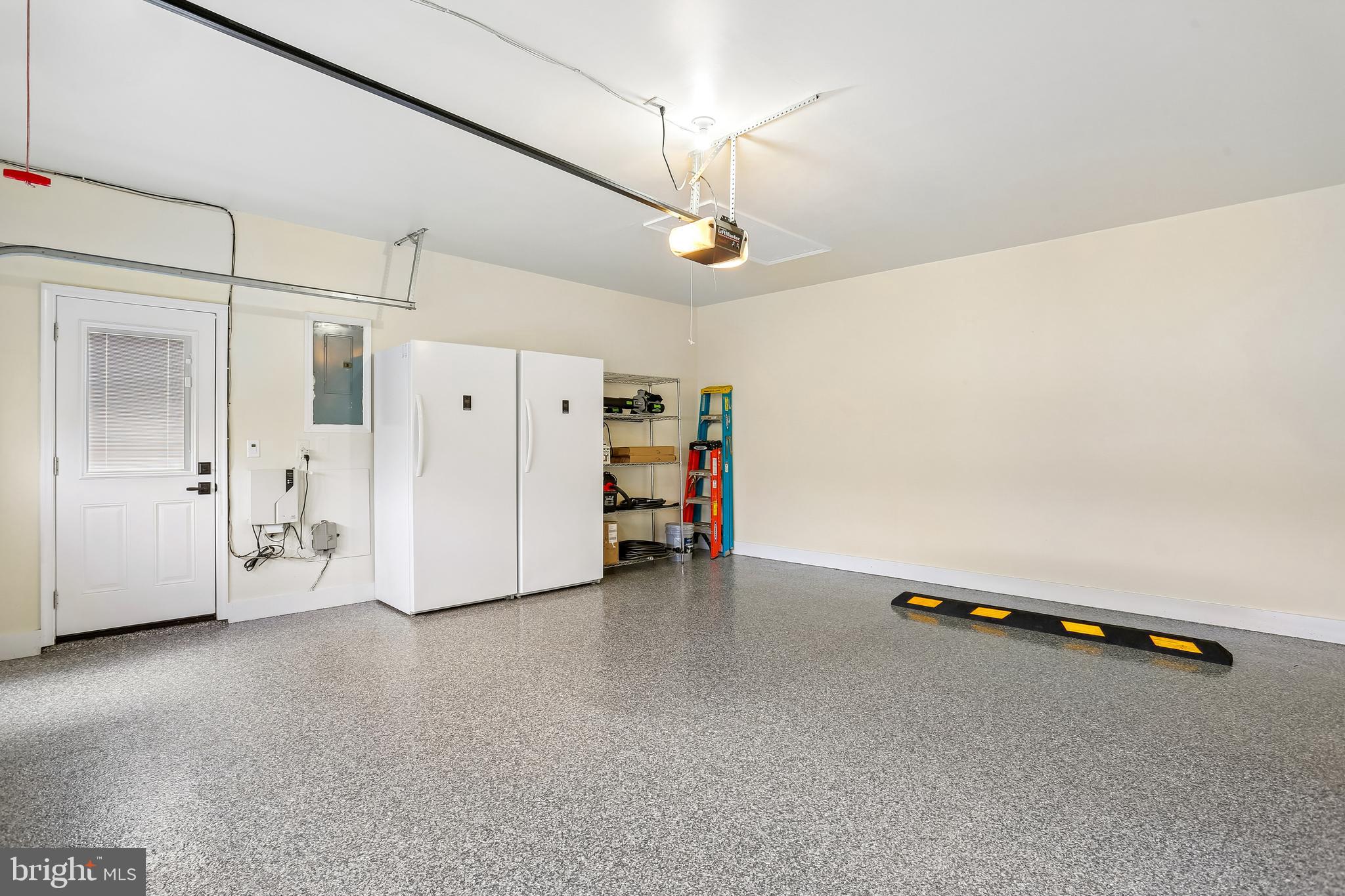 ORCHARD HILLS - Residential