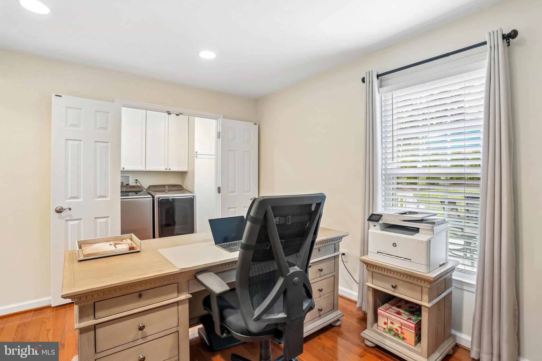 ORCHARD HILLS - Residential