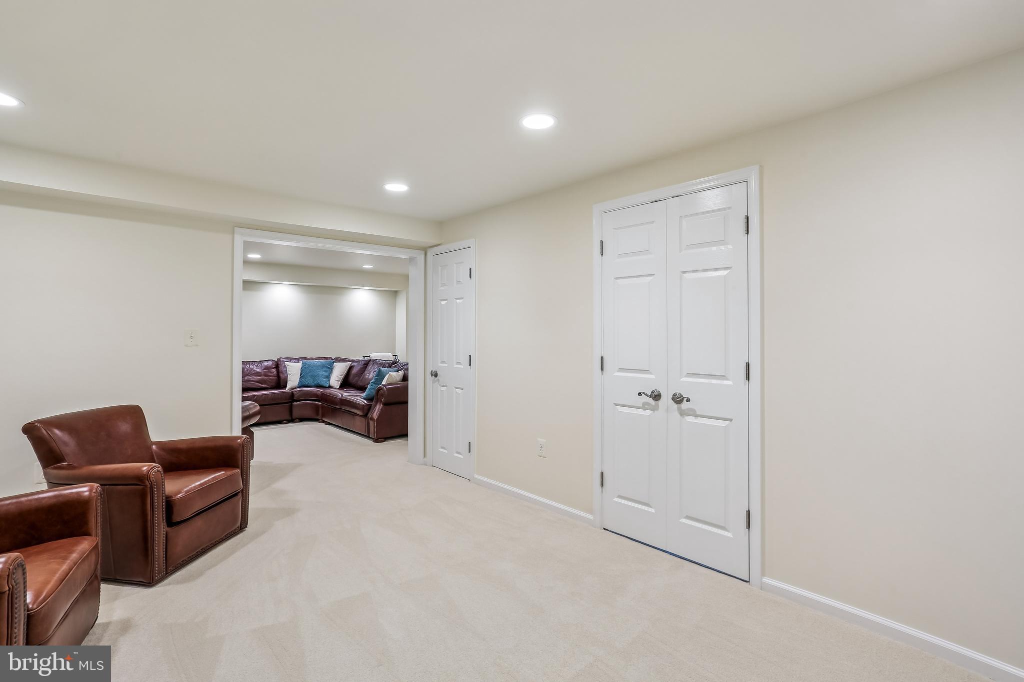 ORCHARD HILLS - Residential