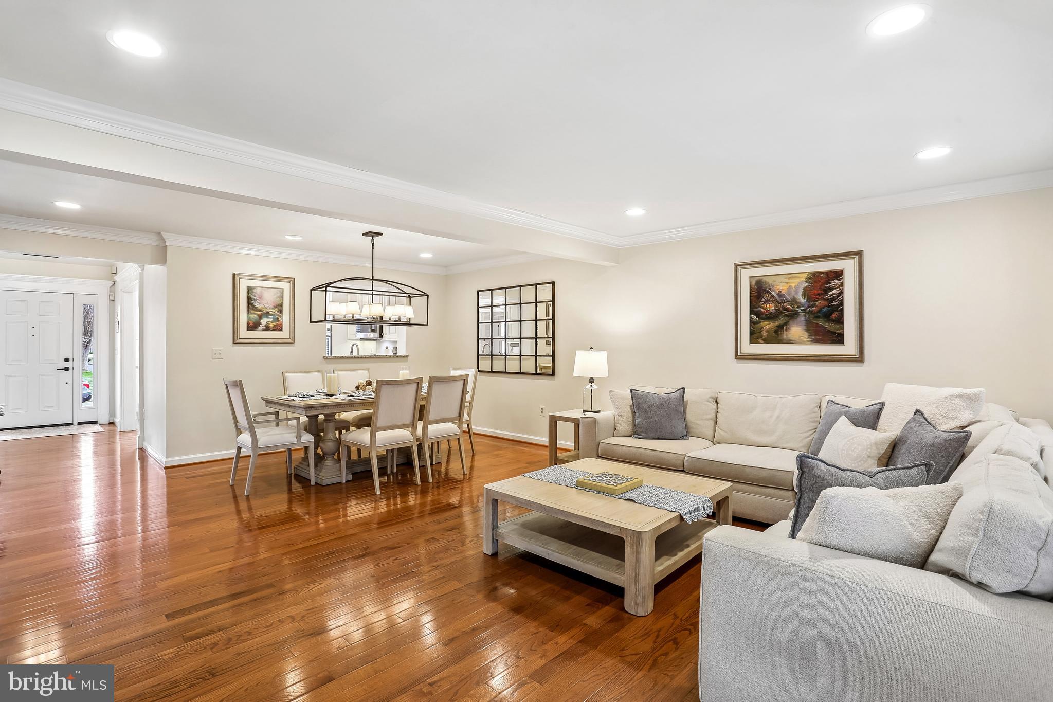 ORCHARD HILLS - Residential