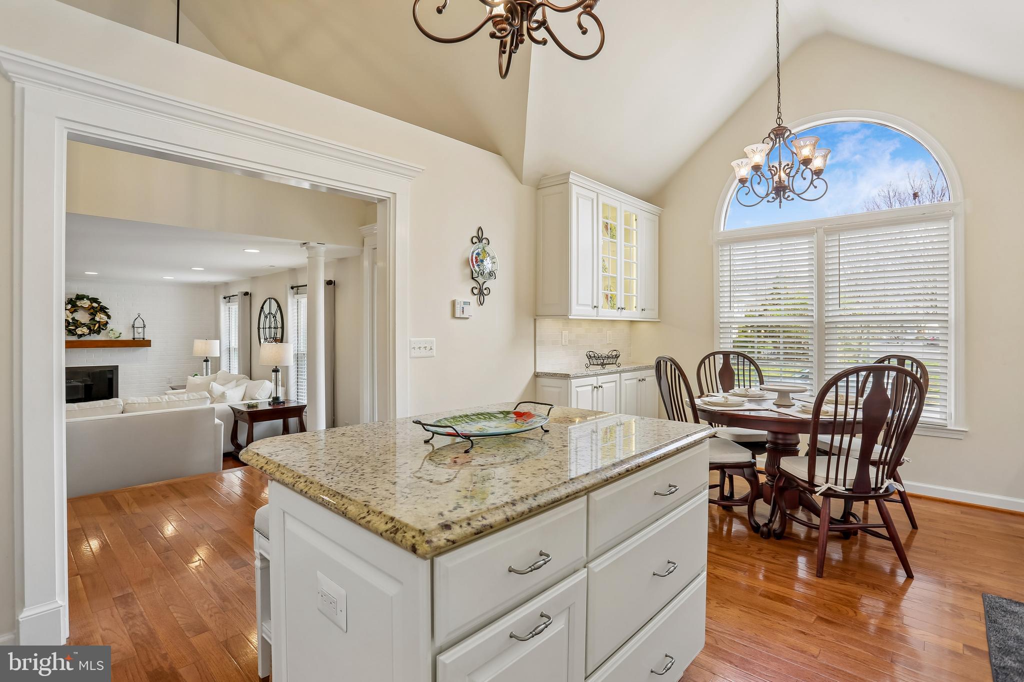 ORCHARD HILLS - Residential