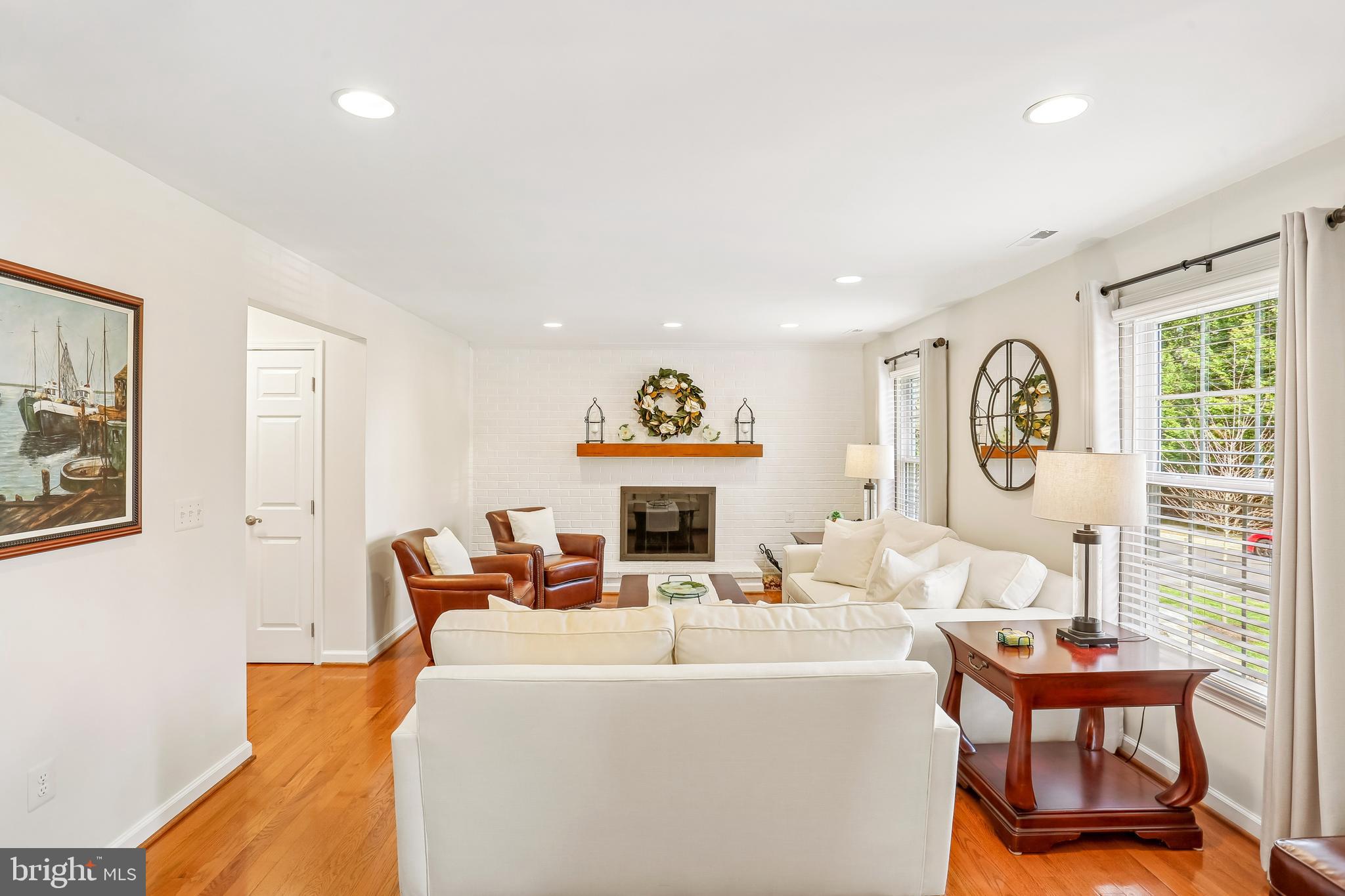 ORCHARD HILLS - Residential