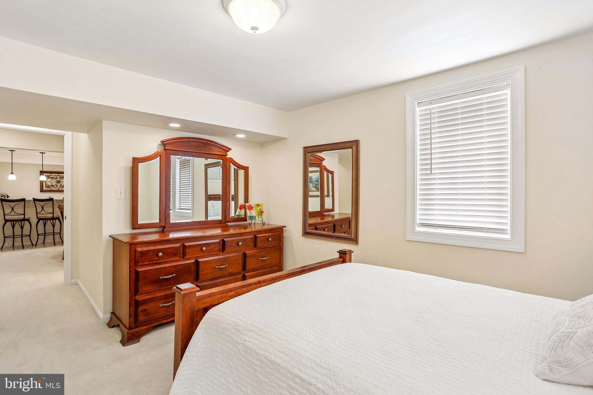 ORCHARD HILLS - Residential