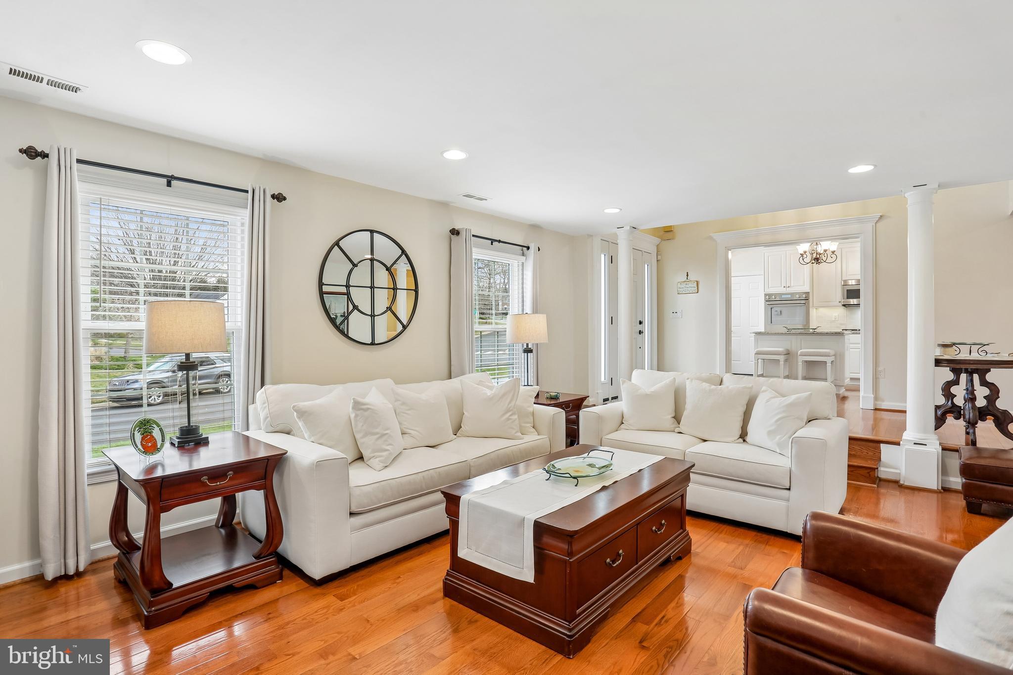 ORCHARD HILLS - Residential