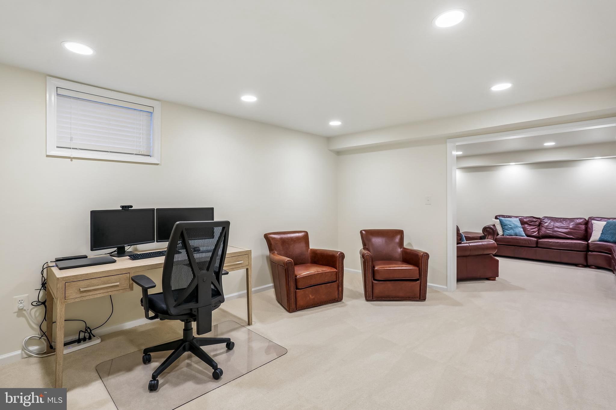 ORCHARD HILLS - Residential