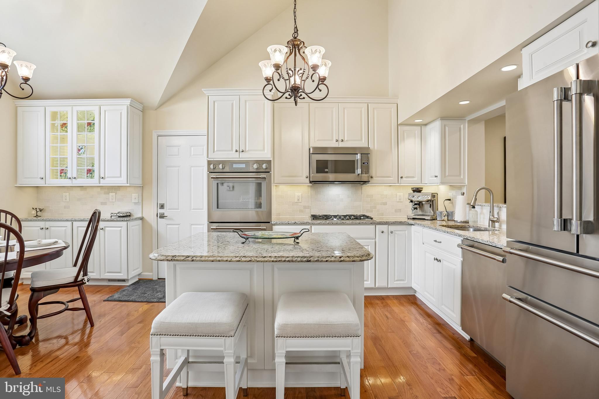 ORCHARD HILLS - Residential