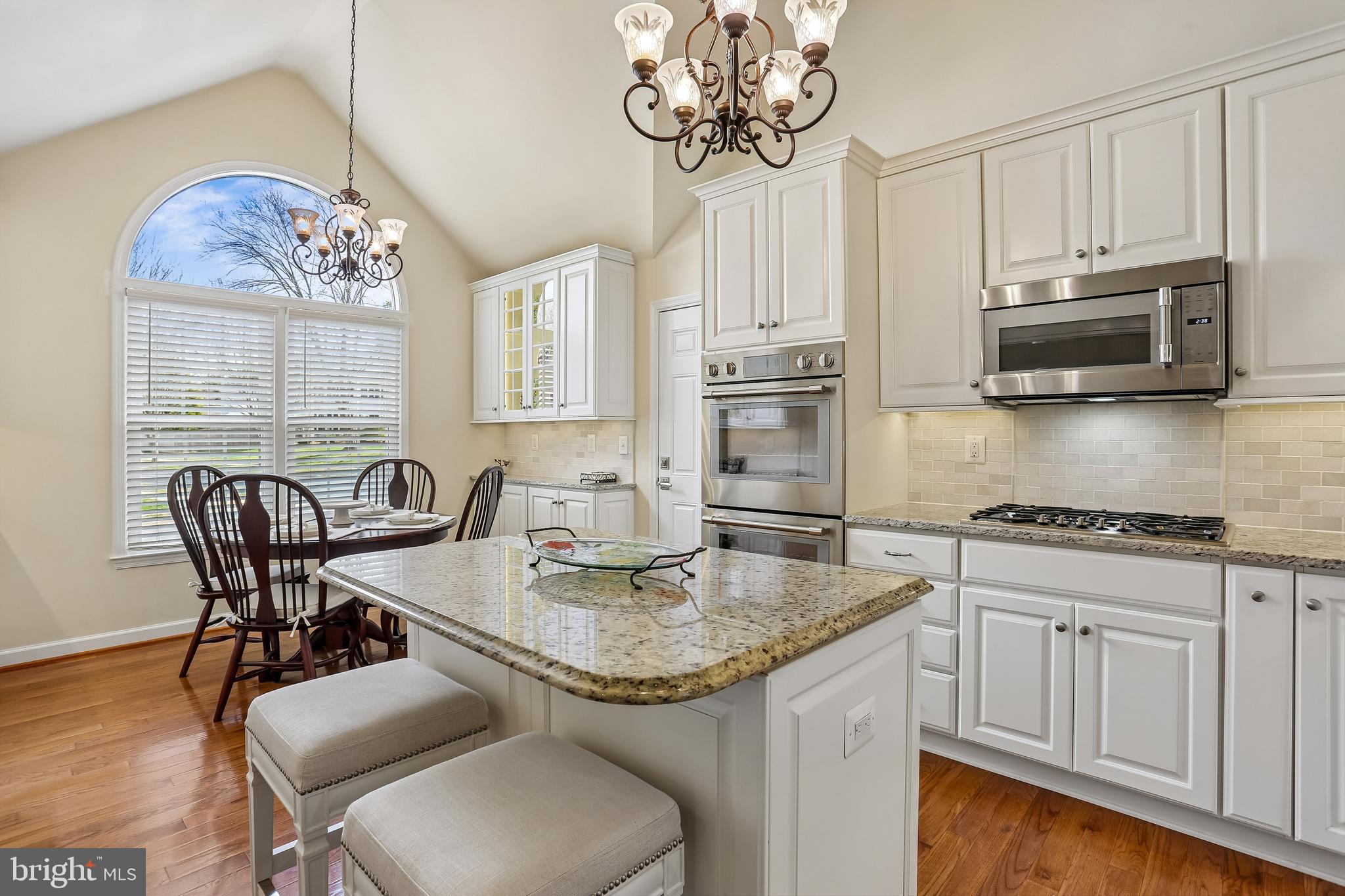 ORCHARD HILLS - Residential