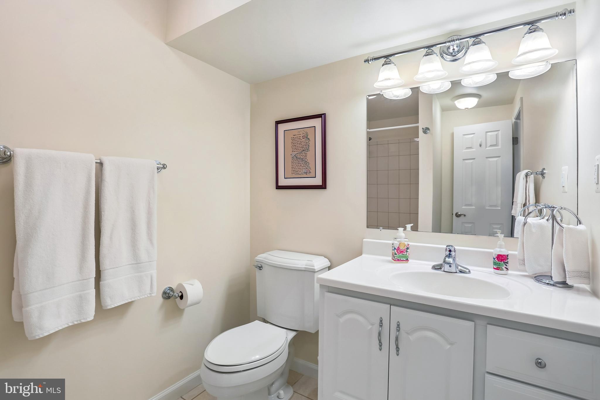 ORCHARD HILLS - Residential