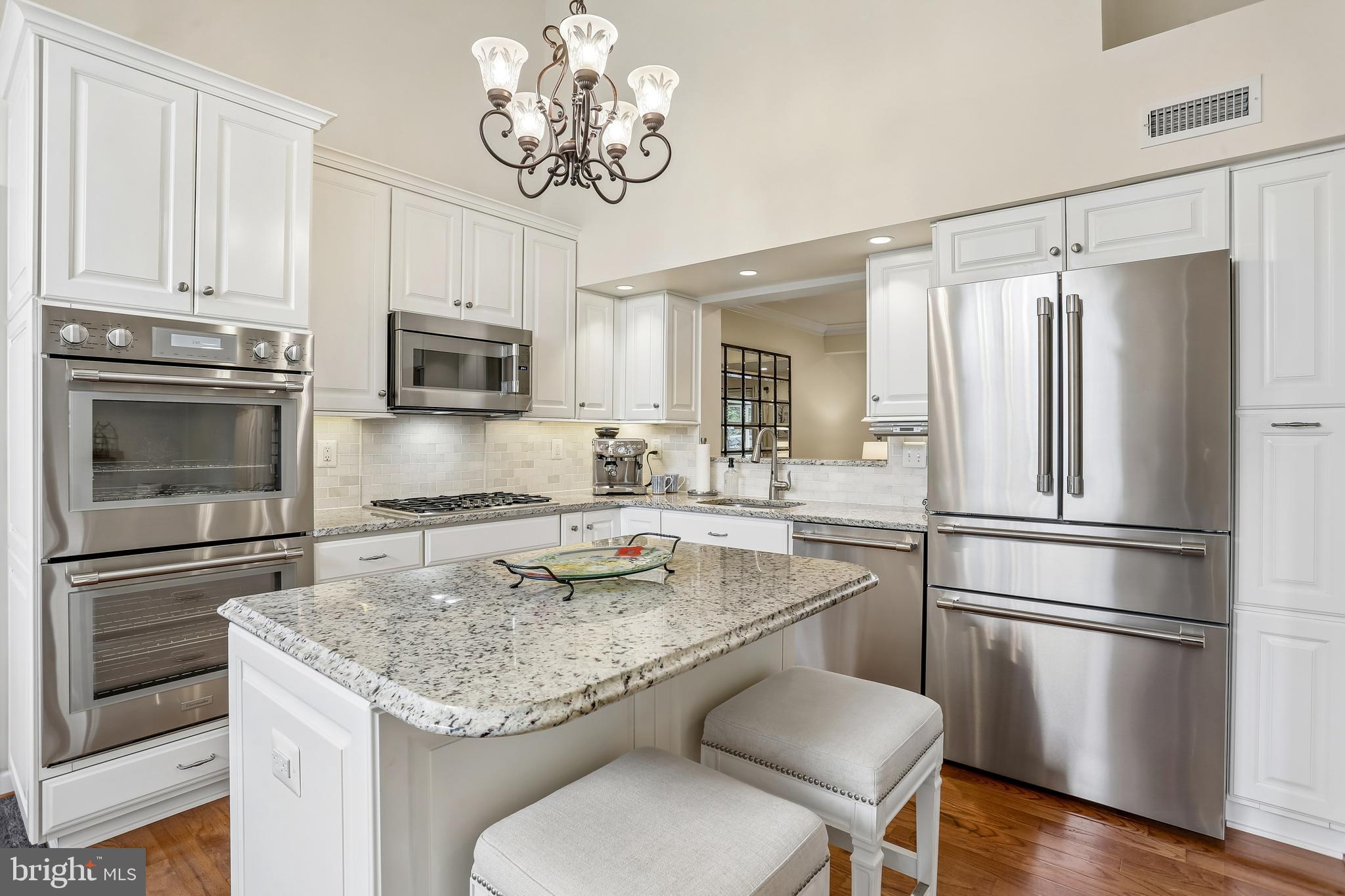 ORCHARD HILLS - Residential