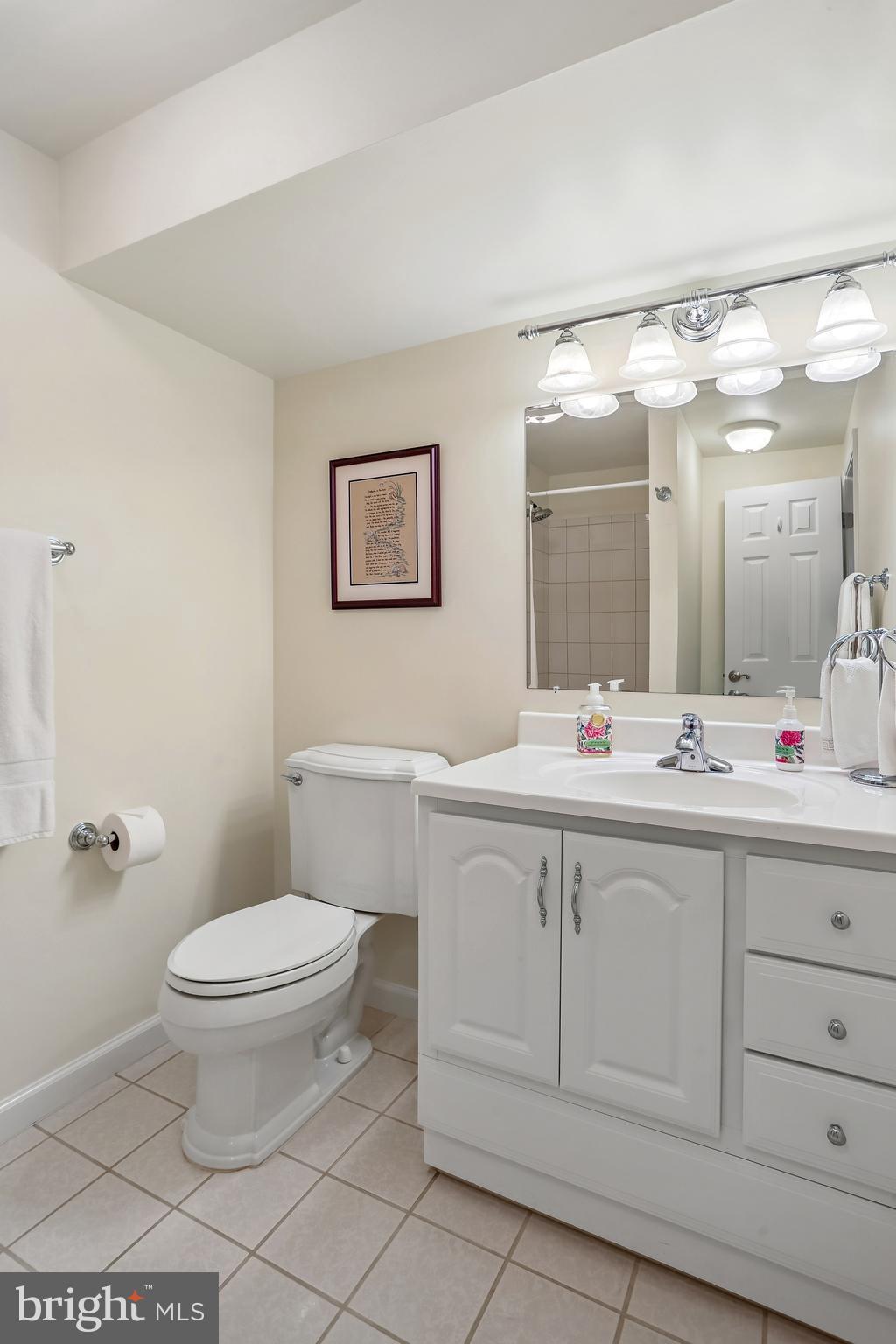 ORCHARD HILLS - Residential