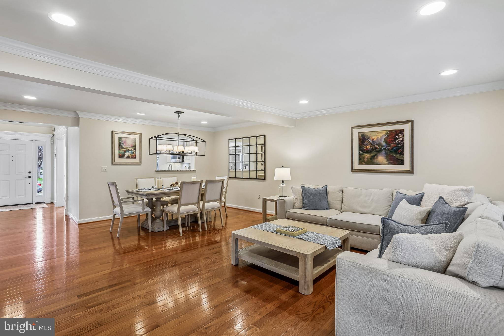 ORCHARD HILLS - Residential