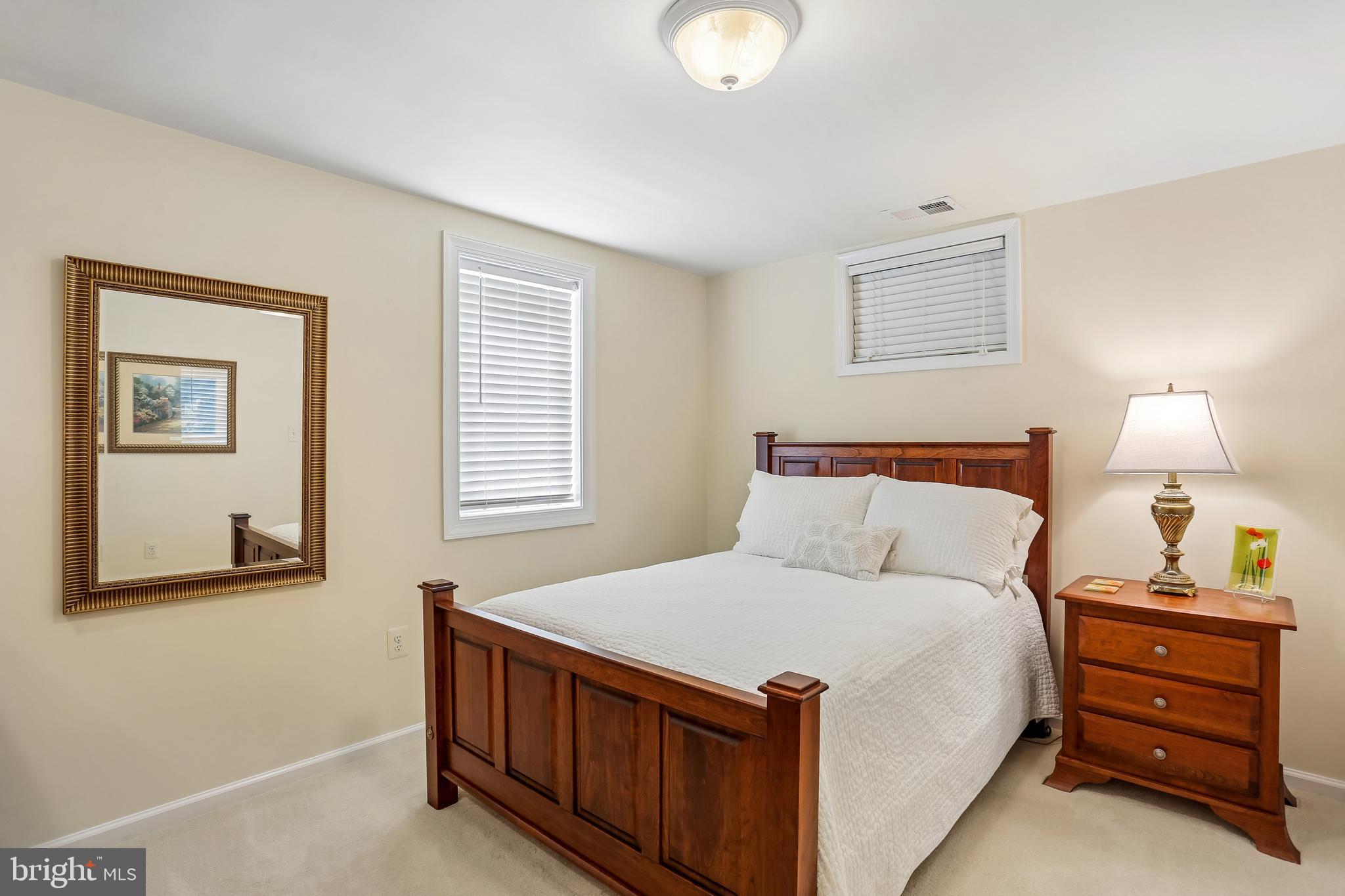 ORCHARD HILLS - Residential