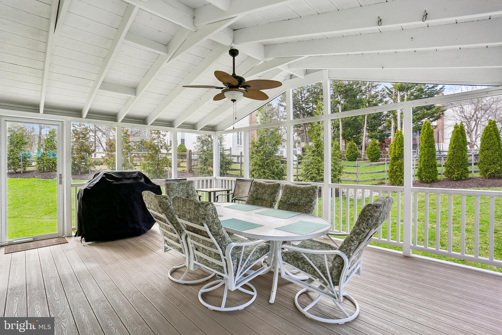 ORCHARD HILLS - Residential