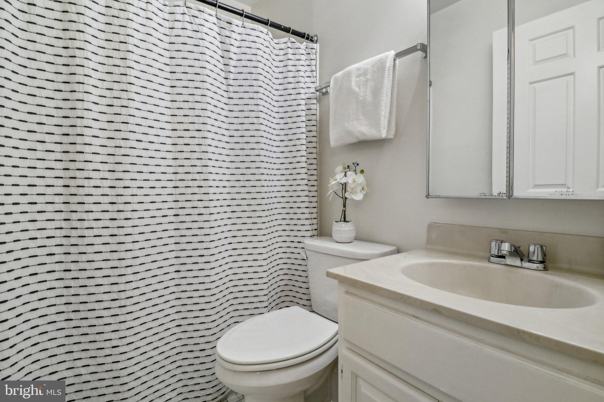 KENWOOD FOREST - Residential