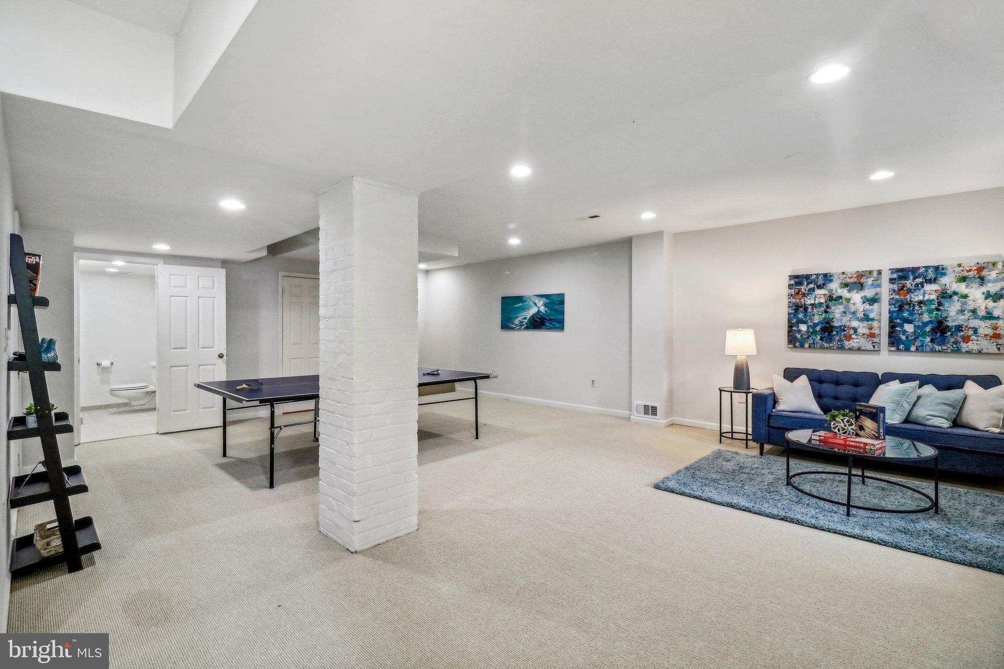 KENWOOD FOREST - Residential