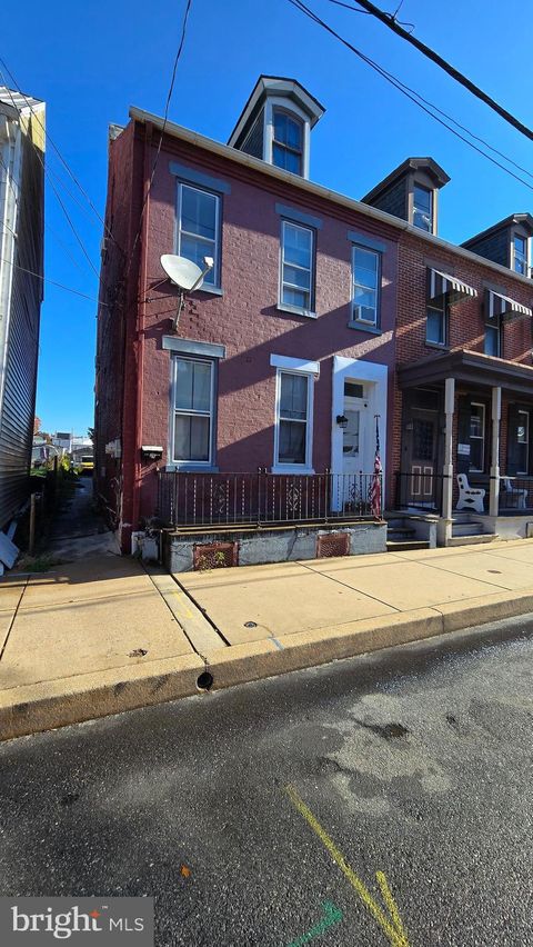 139 S 4TH STREET COLUMBIA PA 17512