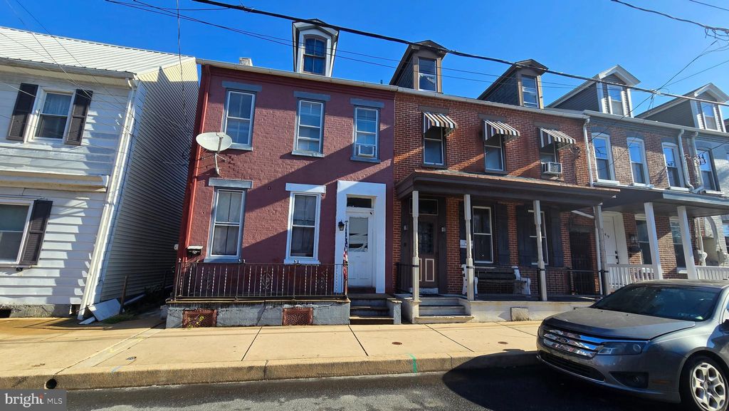 Photo of 139 S 4th Street, COLUMBIA, PA 17512 (MLS # PALA2079570)