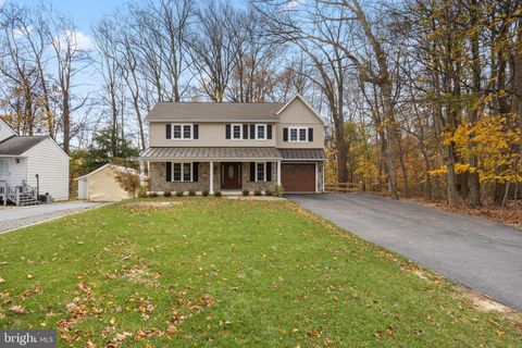 Photo of 1322 W King Road, MALVERN, PA 19355 (MLS # PACT2113902)
