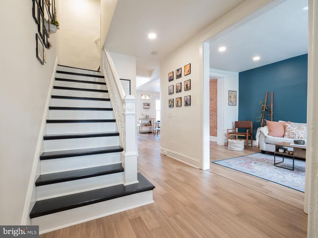 Photo of 125 E Ross Street, Lancaster, PA 17602 (MLS # PALA2047008)