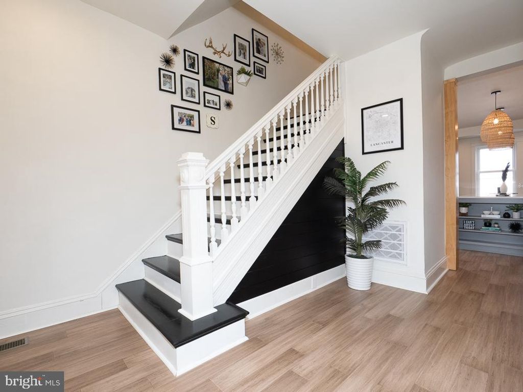 Photo of 125 E Ross Street, Lancaster, PA 17602 (MLS # PALA2047008)