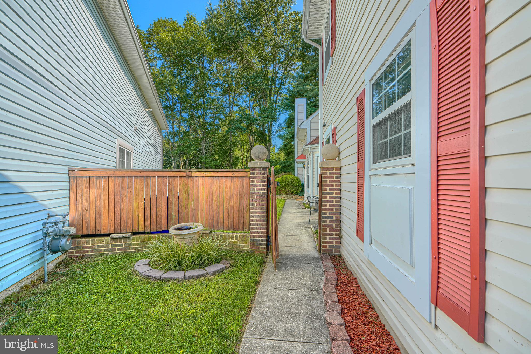 13611 GRESHAM COURT