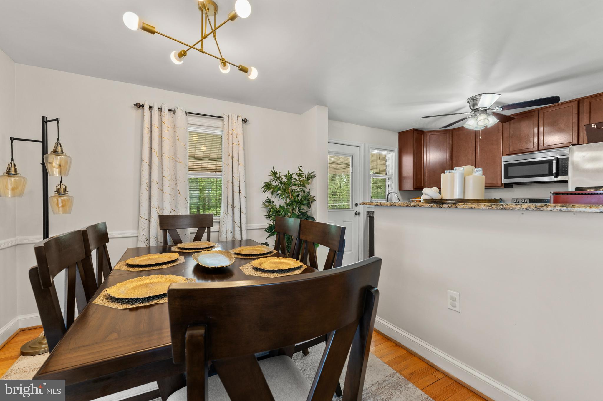 FOREST MANOR - Residential