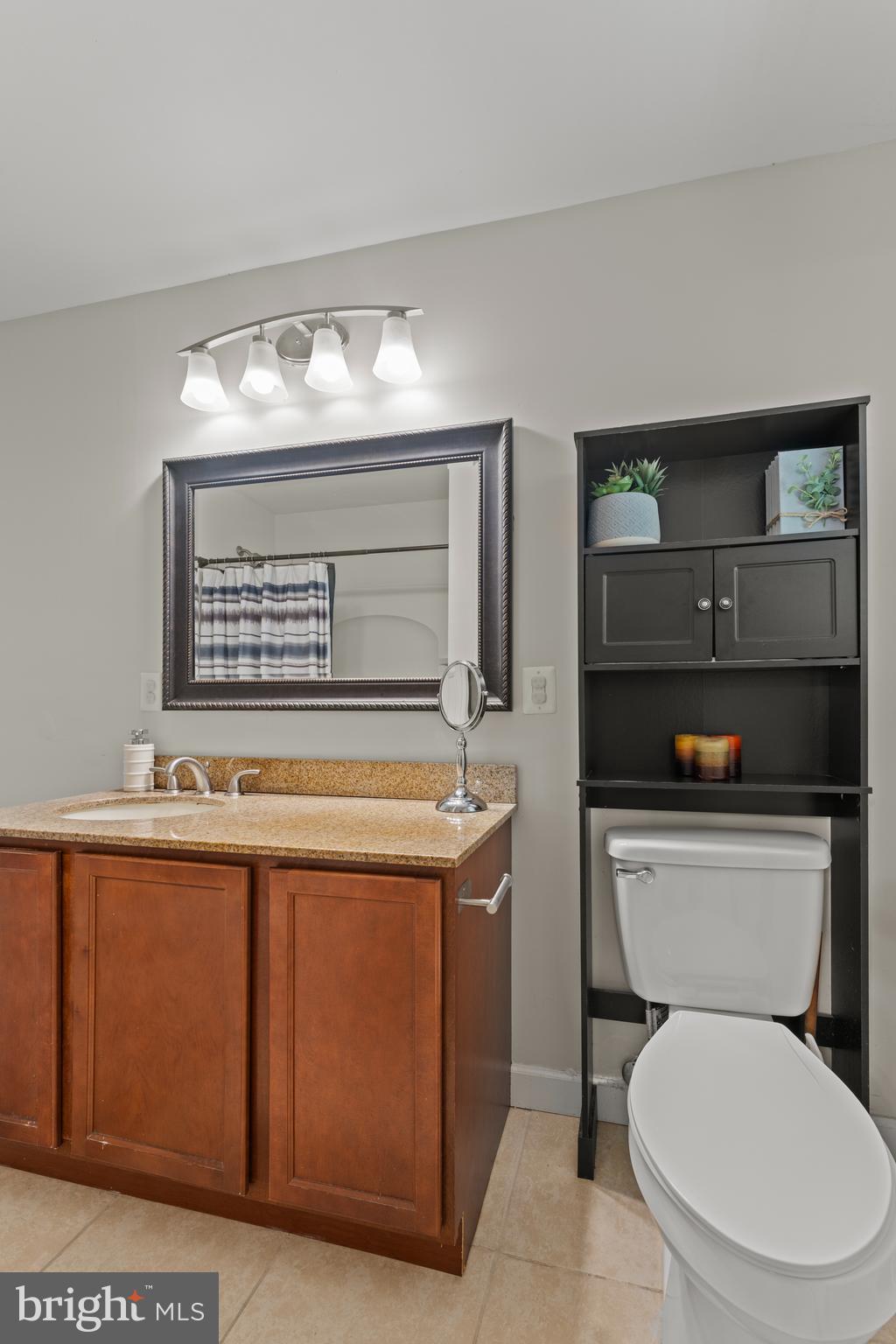 FOREST MANOR - Residential