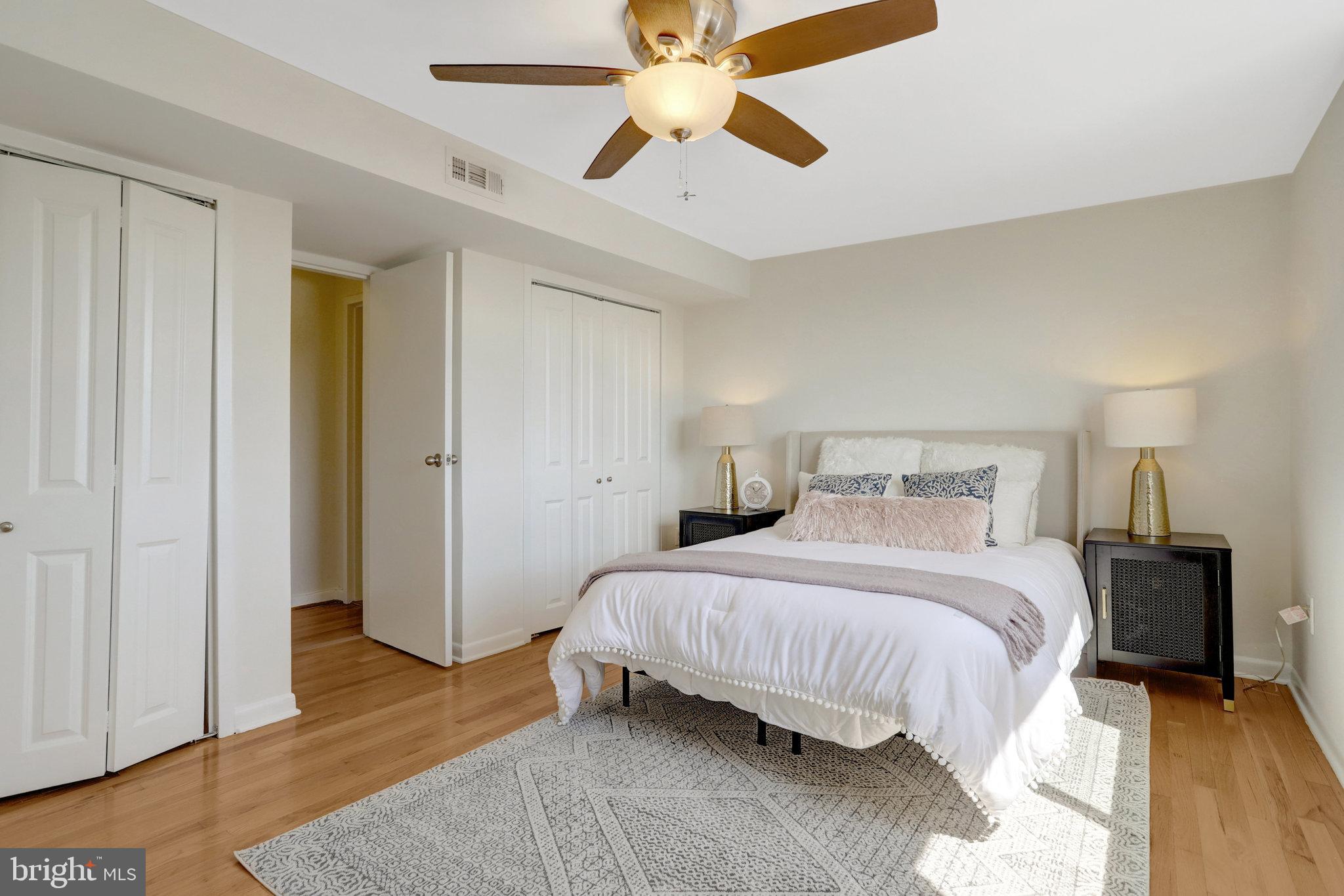 ADAMS HOUSE - Residential