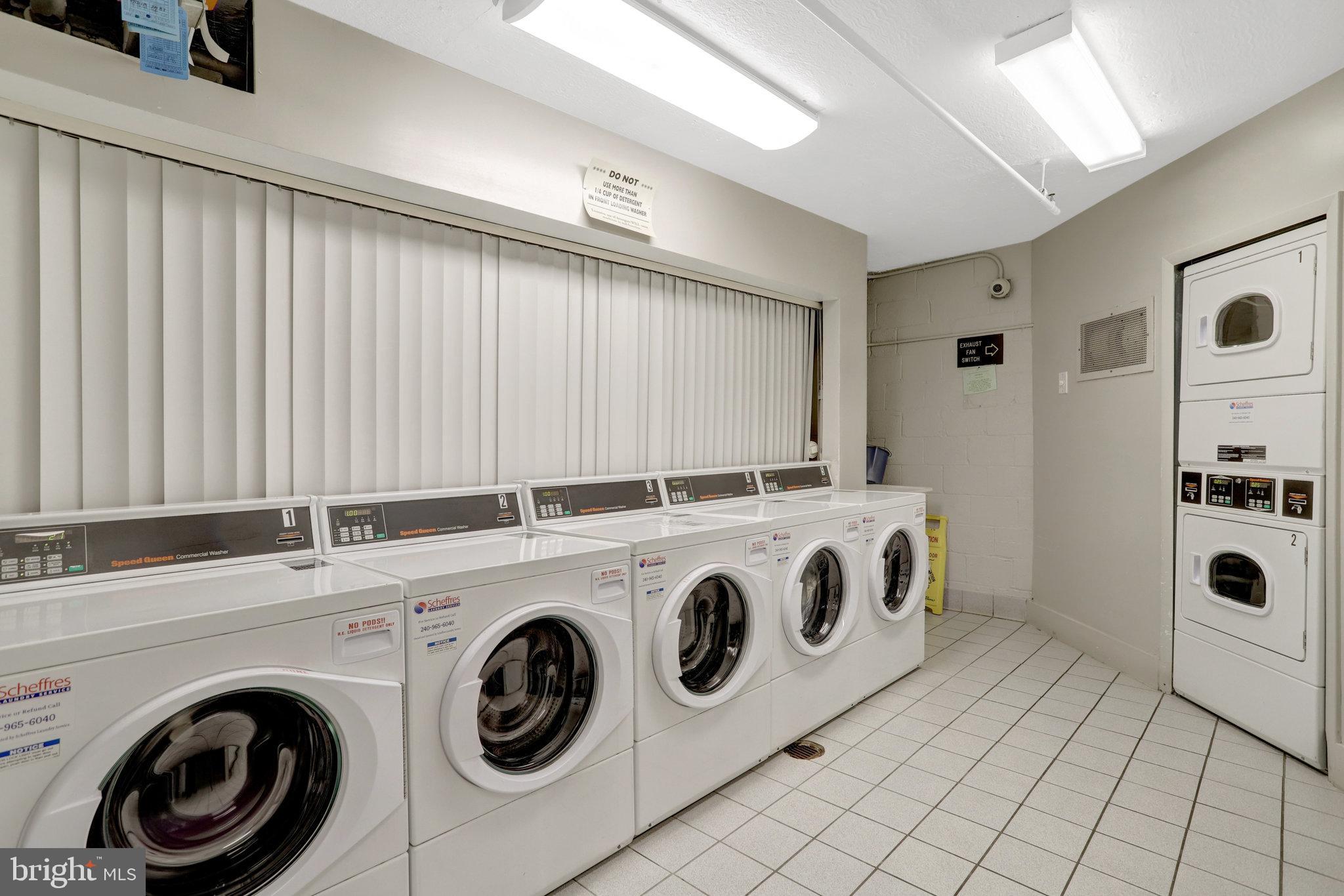 ADAMS HOUSE - Residential