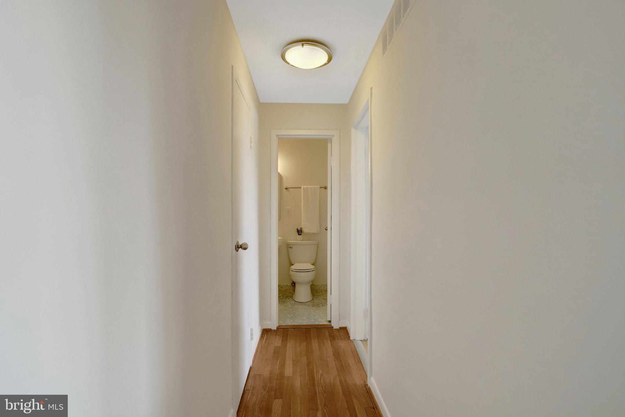 ADAMS HOUSE - Residential