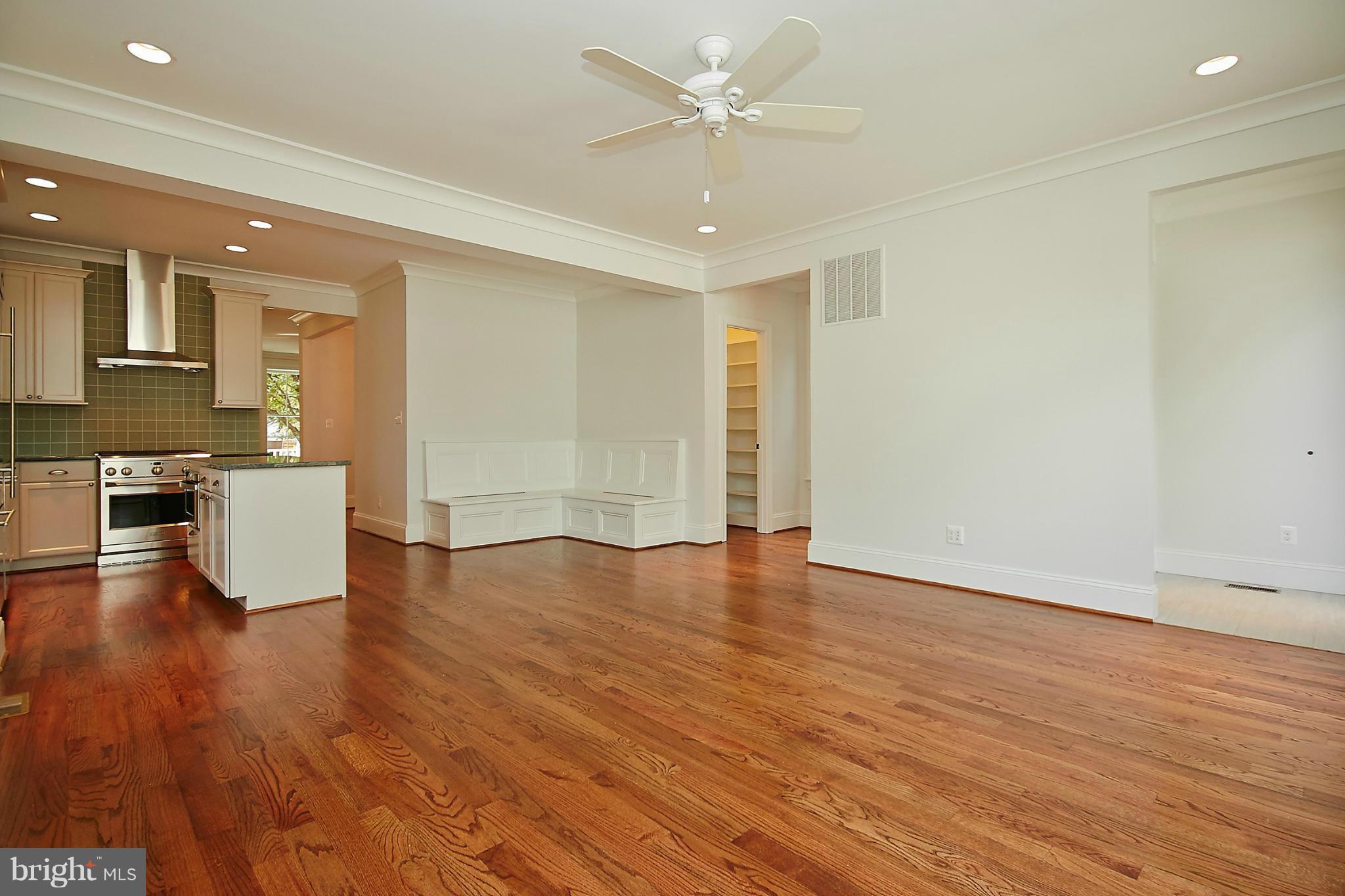 CLARENDON - Residential